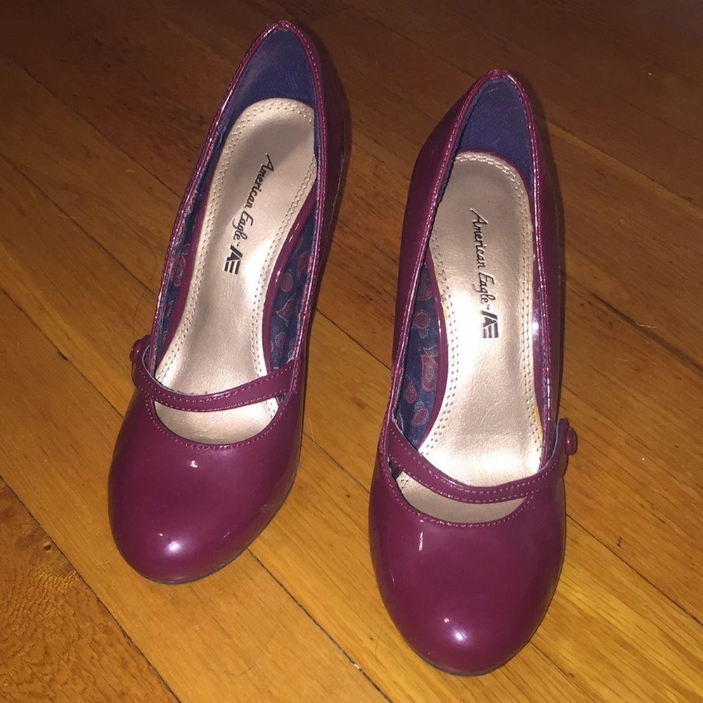 DONATING 6.21.24 - American Eagle 6 Maroon pumps w strap - Picture 7 of 16